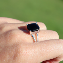 Load image into Gallery viewer, Fabuleux Vous La Stele Square Dome Ring Black Onyx size 9