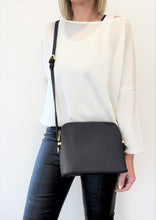 Load image into Gallery viewer, La Lupa Claudia Crossbody- Black