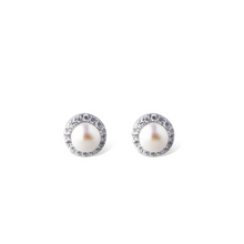 Load image into Gallery viewer, Fabuleux Vous Fresh Water & Cubic Zirconia Silver Studs