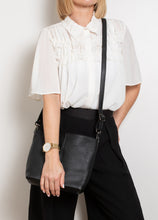 Load image into Gallery viewer, La Lupa Lola Petite Crossbody- Black