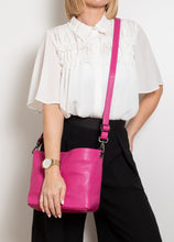 Load image into Gallery viewer, La Lupa Petite Crossbody- Pink