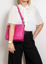 Load image into Gallery viewer, La Lupa Petite Crossbody- Pink