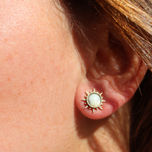 Load image into Gallery viewer, Fabuleux Vous Steel Me Soliel Mother of Pearl Earrings