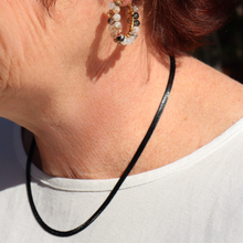 Load image into Gallery viewer, Fabuleux Vous Steel Me Snake Chain Black Necklace 50cm