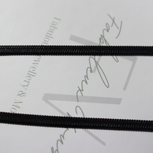 Load image into Gallery viewer, Fabuleux Vous Steel Me Snake Chain Black Necklace 50cm