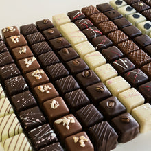 Load image into Gallery viewer, House of Chocolate 6 piece Liqueur Truffle Selection