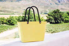 Load image into Gallery viewer, Hinza Small Lemon Bag- Green Plastic