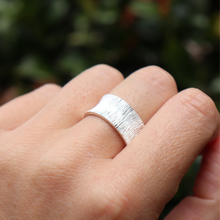 Load image into Gallery viewer, Fabuleux Vous Bijoux Frosted Wide Silver Ring