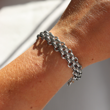 Load image into Gallery viewer, Fabuleux Vous Steel Me Cici Silver Fob Bracelet