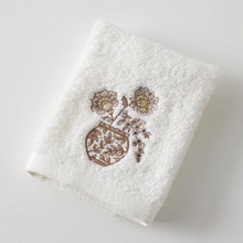 Load image into Gallery viewer, Pilbeam Timeless Blossoms Face Washer