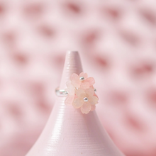 Load image into Gallery viewer, Lauren Hinkley Pretty Posy Ring (Includes Velvet Clam Shell Box)