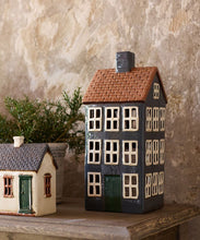 Load image into Gallery viewer, French Country Collections Cotswolds Country Tea Light Grande Chalet