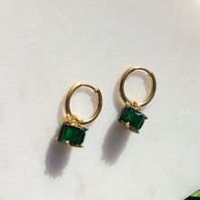 Load image into Gallery viewer, Fabuleux Vous Steel Me Green Lantern Earrings