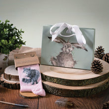 Load image into Gallery viewer, Wrendale Designs "Glamour Puss" Cat Socks
