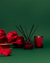 Load image into Gallery viewer, Ecoya Passionfruit Martini Mini Madison Candle 80g