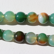 Load image into Gallery viewer, Fabuleux Vous Club Paris Mint Stone Necklace