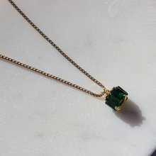Load image into Gallery viewer, Fabuleux Vous Green Lantern Necklace