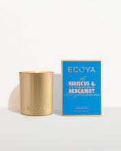 Load image into Gallery viewer, Ecoya Holiday Collection Hibiscus & Bergamot Goldie Candle