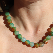 Load image into Gallery viewer, Fabuleux Vous Club Paris Mint Stone Necklace