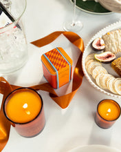 Load image into Gallery viewer, Ecoya Spiced Clementine Mini Madison Candle 80g