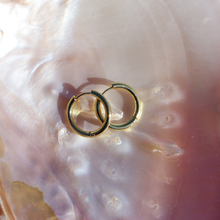 Load image into Gallery viewer, Fabuleux Vous Yellow Gold 20mm Huggie Hoops