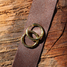 Load image into Gallery viewer, Fabuleux Vous Yellow Gold 20mm Huggie Hoops