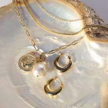 Load image into Gallery viewer, Fabuleux Vous Hoops Yellow Gold Hollow Hoops 20mm