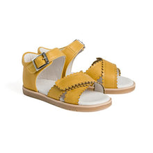 Load image into Gallery viewer, Pretty Brave Willow Sandal in Honey