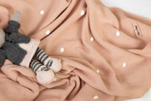 Load image into Gallery viewer, Lola & Fox Bubble Bassinet Blanket in Rose Dust