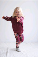 Load image into Gallery viewer, Burrow and Be Alpine Flowers Leggings