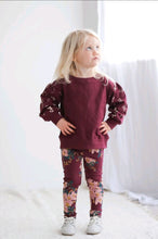 Load image into Gallery viewer, Burrow and Be Alpine Flowers Leggings
