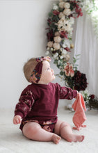 Load image into Gallery viewer, Burrow and Be Flower Sketch Sweater