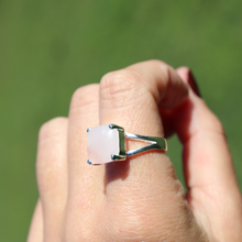 Load image into Gallery viewer, Fabuleux Vous La Stele Square Dome Rose Quartz Ring size 8
