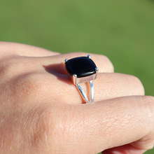 Load image into Gallery viewer, Fabuleux Vous La Stele Square Dome Ring Black Onyx size 9
