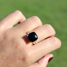 Load image into Gallery viewer, Fabuleux Vous La Stele Square Dome Ring Black Onyx size 9
