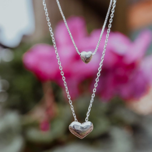 Fabuleux Vous The Heart Series Petite Puff Heart Necklace