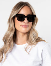 Load image into Gallery viewer, Stella &amp; Gemma Willow Sunglasses- Black
