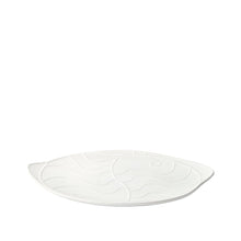 Load image into Gallery viewer, Maytime Pescue Round Plate White
