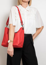 Load image into Gallery viewer, La Lupa Lola Crossbody- Coral
