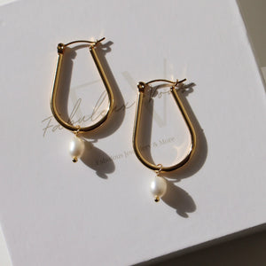 Fabuleux Vous Steel Me Yellow Gold U Shaped Pearl Earrings