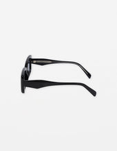 Load image into Gallery viewer, Stella &amp; Gemma Martini Sunglasses Black
