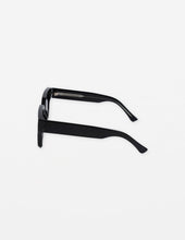 Load image into Gallery viewer, Stella &amp; Gemma Sarena Sunglasses- Black
