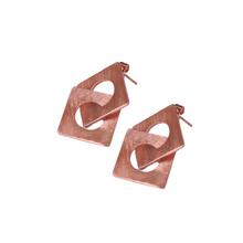 Load image into Gallery viewer, Fabuleux Vous Carre Rose Gold Stud Earrings
