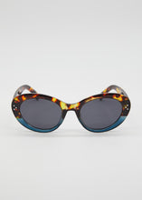 Load image into Gallery viewer, Stella &amp; Gemma Ruby Navy Tort Sunglasses
