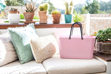 Load image into Gallery viewer, Hinza Large Dusty Pink Bag- Green Plastic
