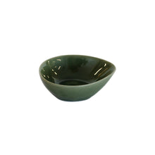 Load image into Gallery viewer, CC Interiors Verde &amp; Ivy Petite Bowl
