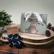 Load image into Gallery viewer, Wrendale Designs "Busy Bee" Bee Socks
