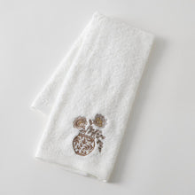 Load image into Gallery viewer, Pilbeam Timeless Blossoms Hand Towel
