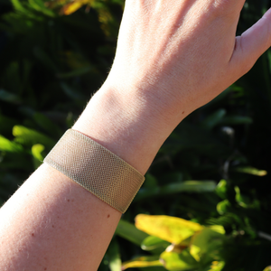 Fabuleux Vous Steel Me Cici Gold Bracelet