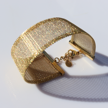 Load image into Gallery viewer, Fabuleux Vous Steel Me Cici Gold Bracelet
